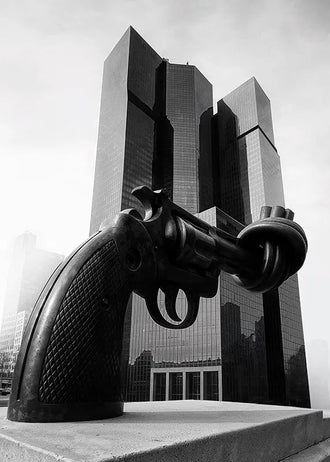 Photography Modern Minimalist Wall Decor – Knotted Gun Sculpture Photo