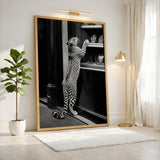 Leopard Photography Modern Wall Art Print – Black-and-White Window Shopping