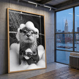 Otter Bath Modern Wall Decor – Cute Black and White Bubble Shower Print